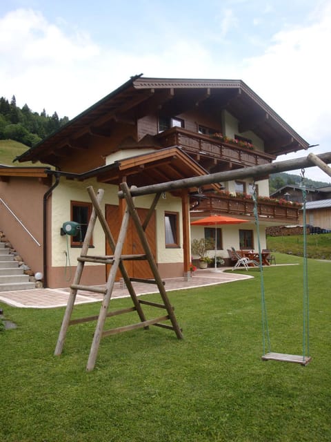 Haus Zirmblick Apartment in Salzburgerland