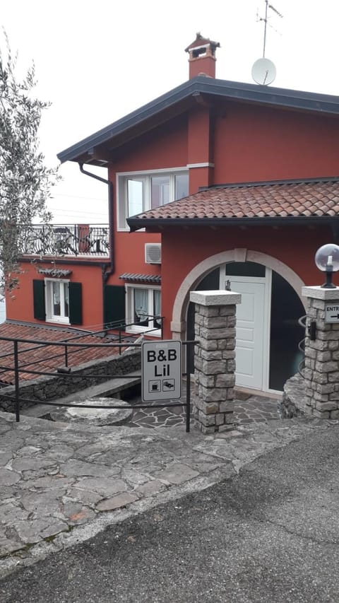 B&B Lil Chambre d’hôte in Brenzone sul Garda