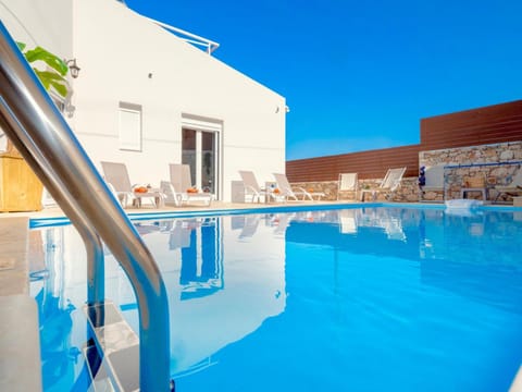 Facade/entrance, Other, Floor plan, Pool view, Area and facilities, Swimming pool