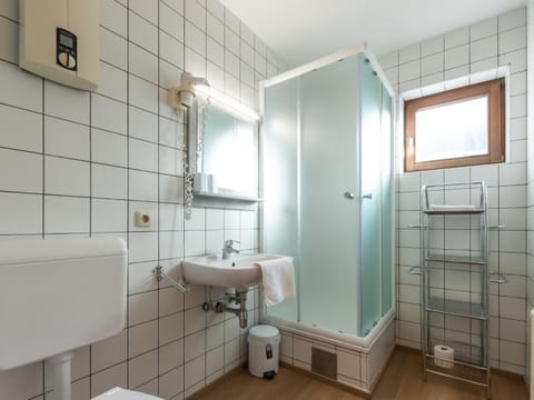 Apartment Alpenchalets-5 by Interhome Apartment in Zell am See