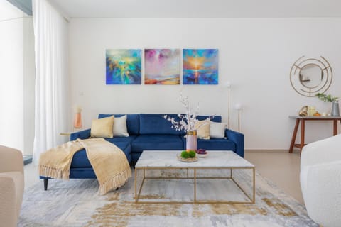 EDEN'S Homes & Villas - BLVD Heights Apartment in Dubai