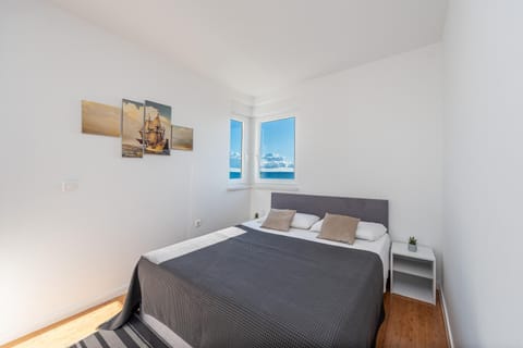 Blue horizon modern ap by the beach Apartment in Novalja