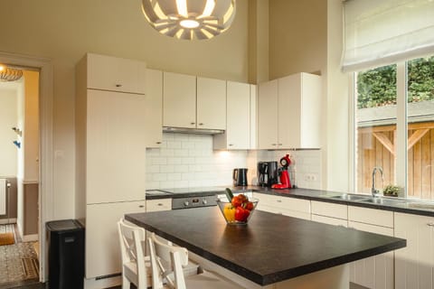 Kitchen or kitchenette, kitchen