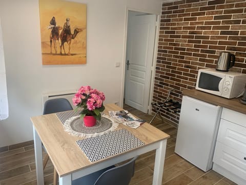 Gîte centre ville avec cour Apartment in Normandy