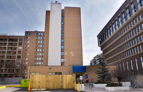 Toronto Metropolitan University-International Living Learning Residence Hostel in Toronto