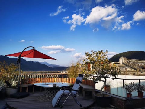 Floral Tengchong Mountain Residence Bed and Breakfast in China