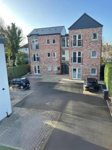 Inner courtyard view