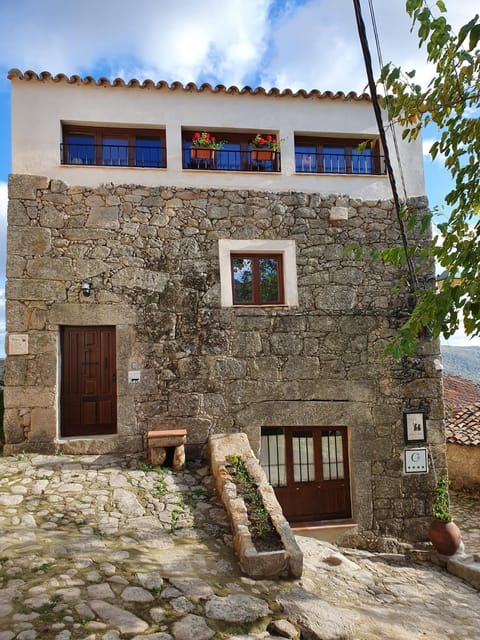 Agua D Estrellas Country House in Sierra de Gata