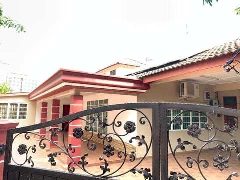 Villa CtZee House in Malacca
