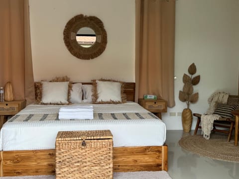 The Orange Villa Near Beach 時尚家庭別墅提供免費接送服務 Villa in Kamala