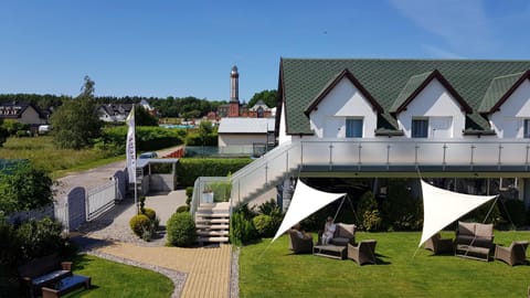 Property building, Facade/entrance, Off site, Neighbourhood, Garden, View (from property/room), Balcony/Terrace, Floor plan, Garden view, Landmark view, Street view