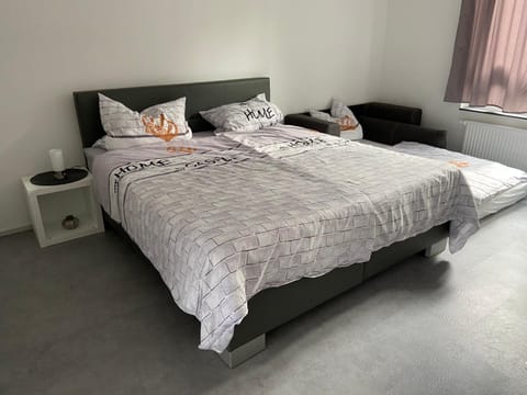 Aachener Ferienwohnung Condo in Aachen