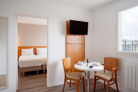 Séjours & Affaires Créteil Le Magistere Appartement-Hotel in Créteil