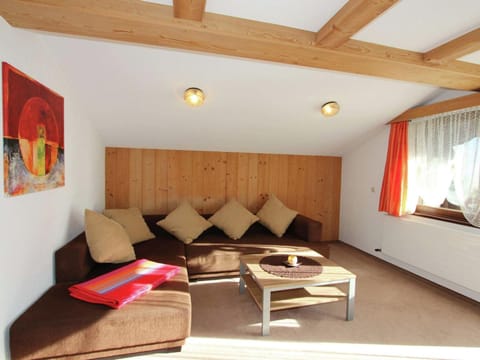 Splendid Apartment in Fugen near Ski Area Condo in Uderns