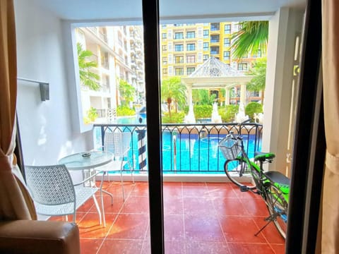 Balcony/Terrace, Pool view