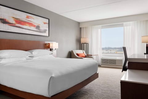Delta Hotels by Marriott - Indianapolis Airport Hotel in Indianapolis