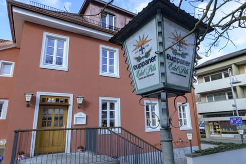Gasthaus Adler Allmannsdorf Chambre d’hôte in Konstanz