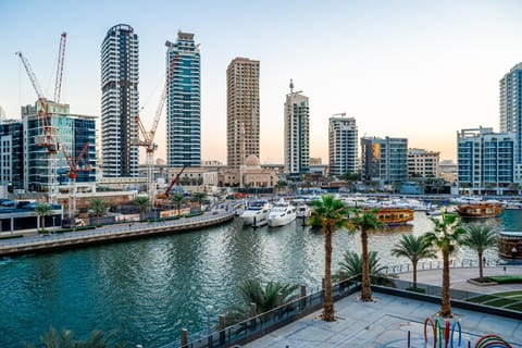 HiGuests - Spacious Apt for 5 With Spectacular Marina Views Condominio in Dubai