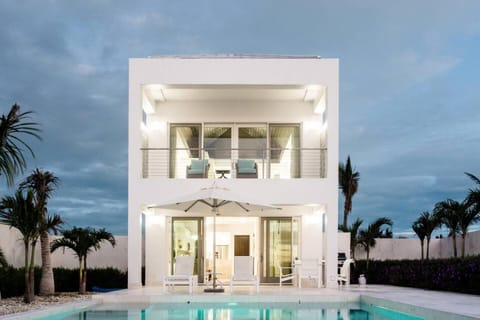 SulMare at Taylor Bay Luxury villas Chalet in Turks and Caicos Islands