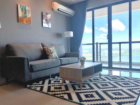 R&F Princess Cove CIQ Premium Sea View Suites by NEO Apartment hotel in Johor Bahru