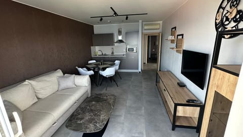 Eola Apartments Condominio in Stara Baška