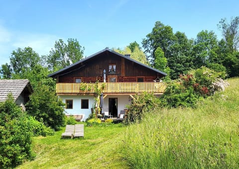 Property building, Spring, Day, Natural landscape, Summer