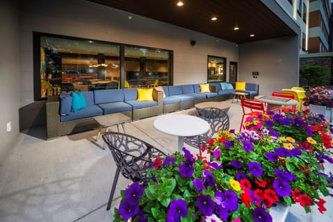 Home2 Suites By Hilton Minneapolis-Mall of America Hotel in Bloomington