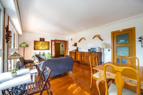 Menditxo Eder Rooms Vacation rental in San Sebastian