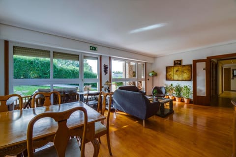 Menditxo Eder Rooms Vacation rental in San Sebastian