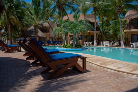 Pool view, Swimming pool