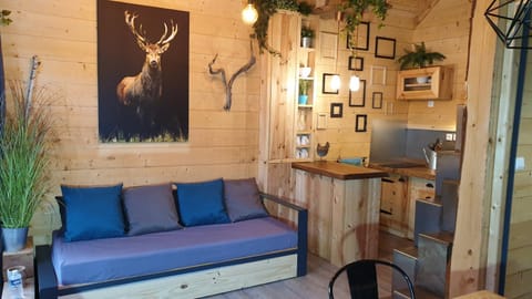 Kabanéo - gîte et sauna- Samois sur Seine - Forêt de Fontainebleau Nature lodge in Fontainebleau