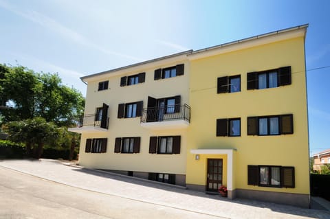 Apartments Jasmina Condo in Poreč