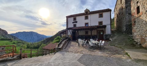 Property building, Balcony/Terrace