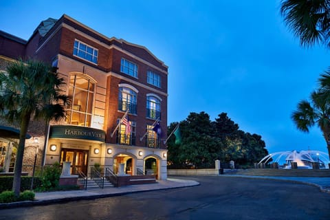 Harbourview Inn Hotel in Charleston