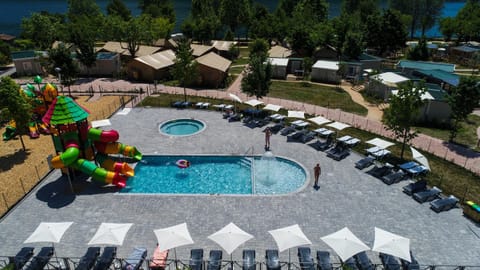 Pool view, Swimming pool