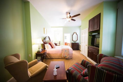 La Reserve Bed and Breakfast Bed and Breakfast in Rittenhouse Square