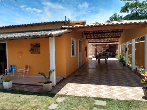Orange House House in Araruama