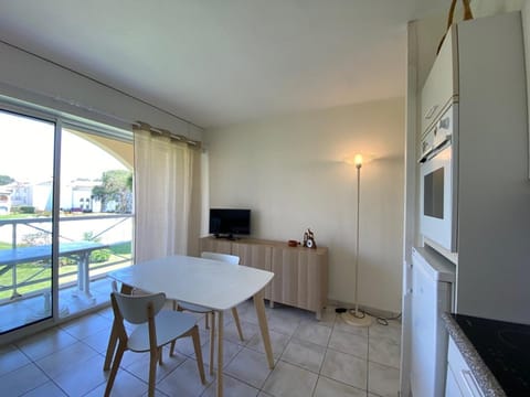 Appartement T2 avec piscine, balcon, parking privé - Moliets-et-Maa - FR-1-379-113 Apartment in Moliets-et-Maa