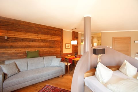 Auhof Wirtshaus & Suiten Apartment hotel in Piesendorf