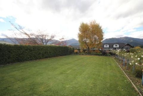 3 Woodbank Road House in Hanmer Springs