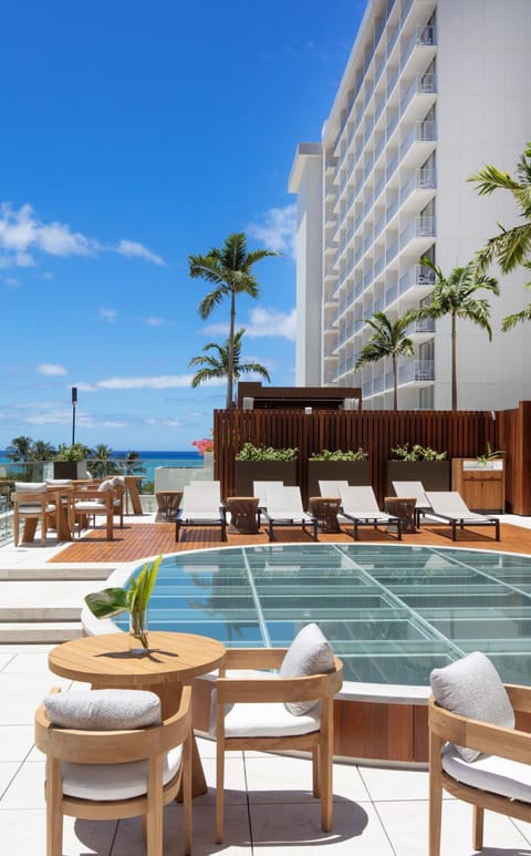 'Alohilani Resort Waikiki Beach Hotel in Honolulu
