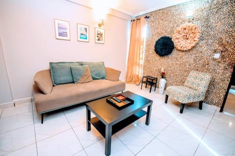 Stone House - Makepe, Douala Apartment hotel in Douala