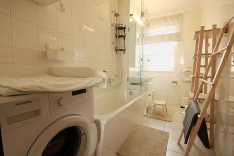 Toilet, Bathroom, Bath