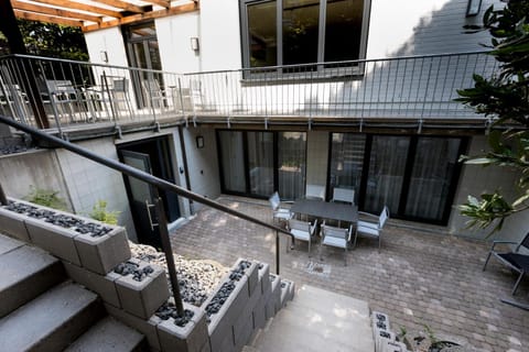 Patio, Balcony/Terrace