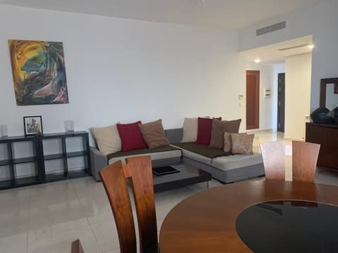 Charmant appartement pour famille uniquement en résidence à Oran Gambetta Appartement in Oran