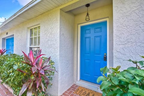 Ybor Casita! Steps away from Centro Ybor! House in Tampa