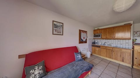 3 Pièces 6 Pers proche pistes (PN001) Condo in Arâches-la-Frasse