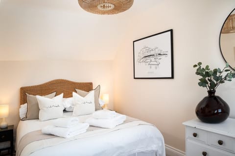 Stylish Two Bedroom Cottage - In Town Centre Eigentumswohnung in Saint Ives