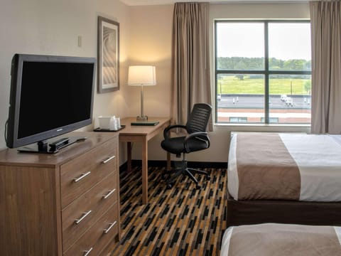 Quality Suites Lake Wright Norfolk Airport Hôtel in Norfolk