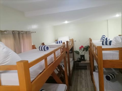 Acapulco Resort Hotel in Central Visayas